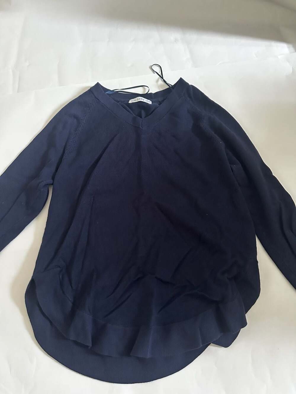 Gallery Navy Blue V-Neck 3/4 Sleeve Crossover Hem Top Size S
